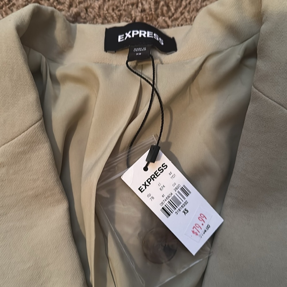 NWT Express Cropped Jacket - Picture 2 of 7